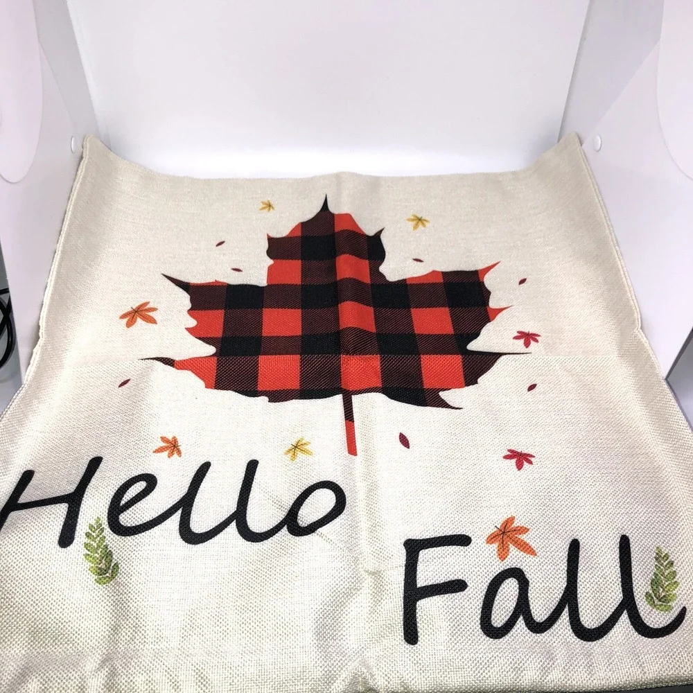 NEW Thanksgiving pillow covers Set Of 4 Buffalo Plaid Fall Pumpkin 18x18 Leaves